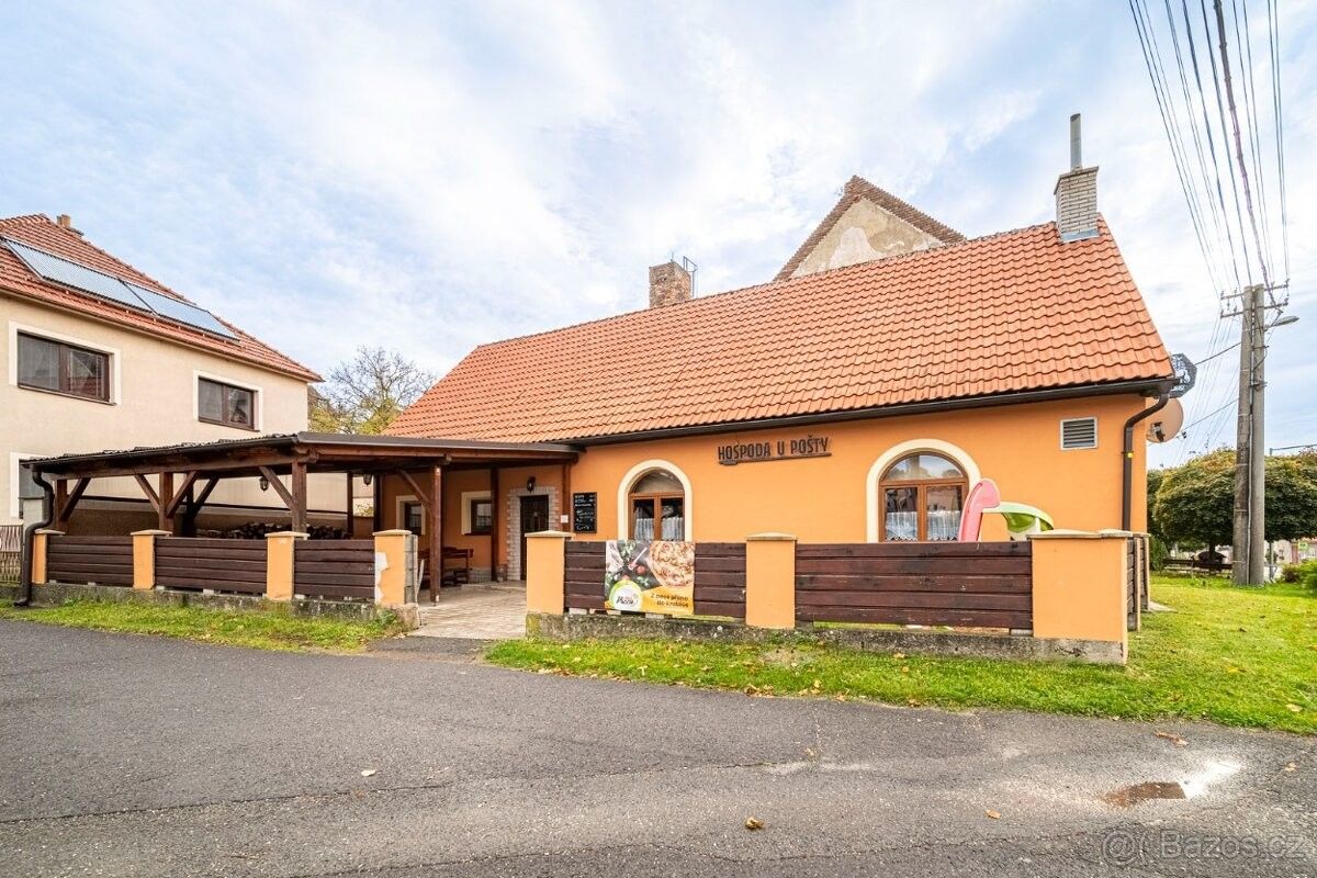 Restaurace, Starý Hrozenkov, 687 74