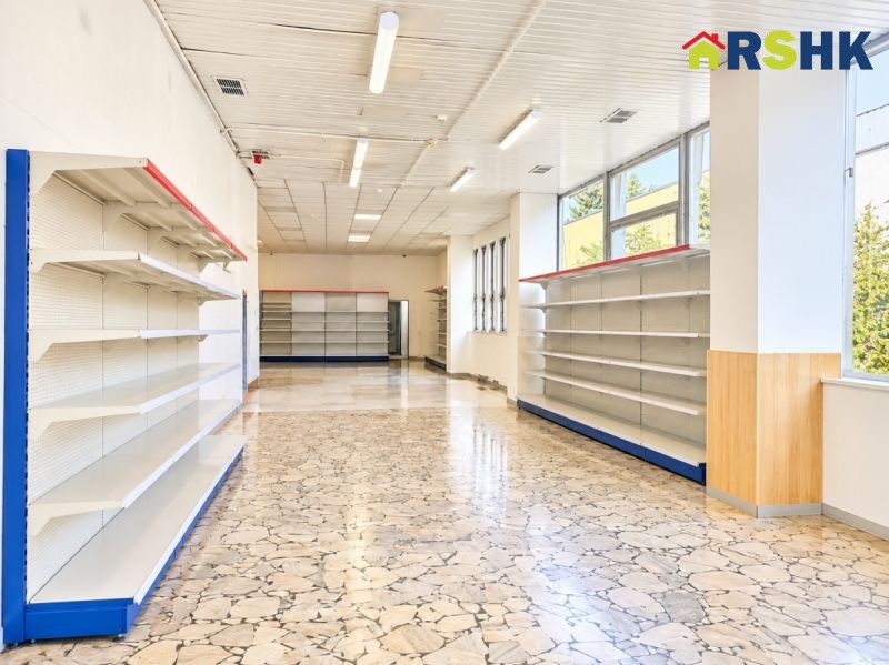 Obchodní prostory, nám. Republiky, Žďár nad Sázavou 1, 150 m² - 2