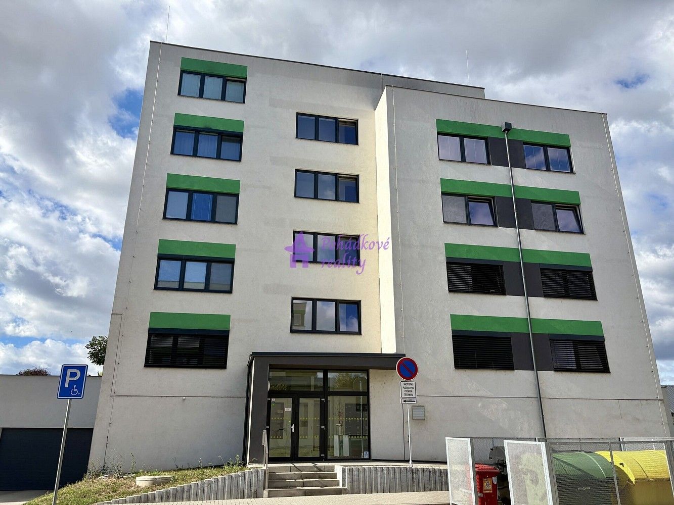 Byt 1+kk, 74 m²