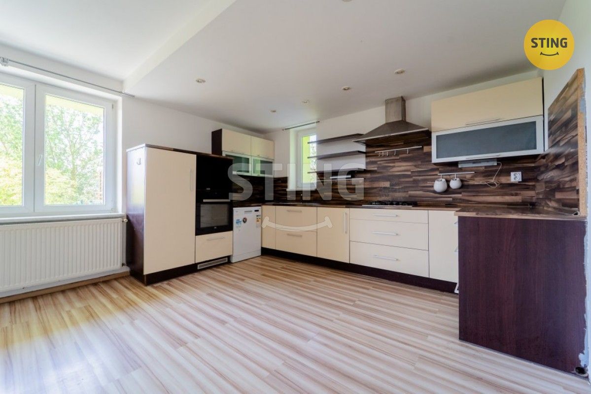 Rodinné domy, Vodní důl, Vřesina, 279 m²