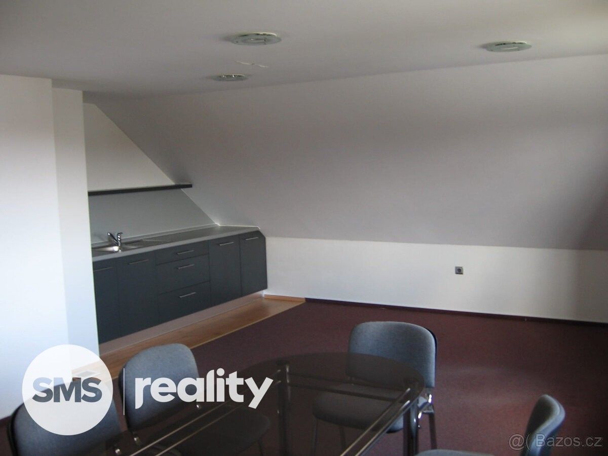 Pronájem kancelář - Frýdek-Místek, 738 01