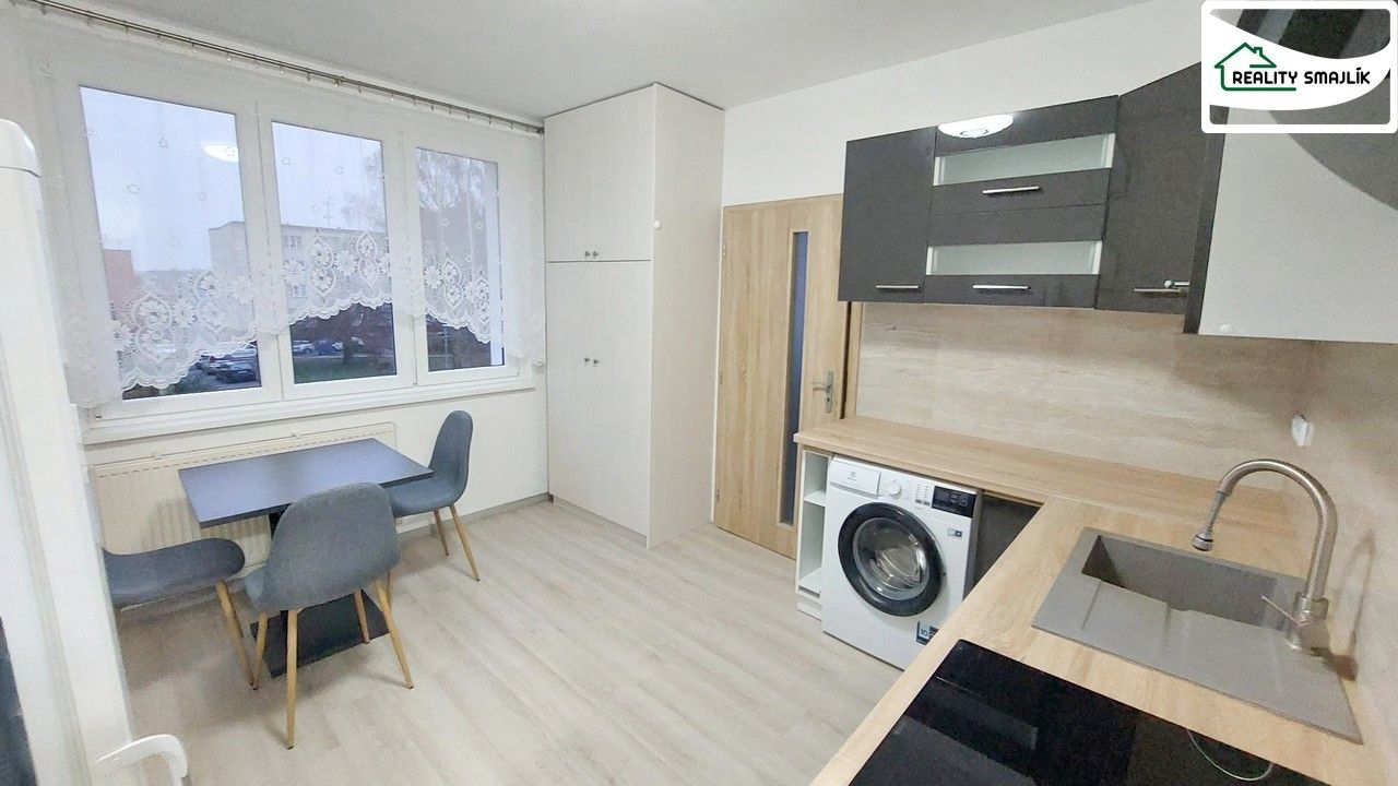 1+1, Lesní, Cheb, 35 m²