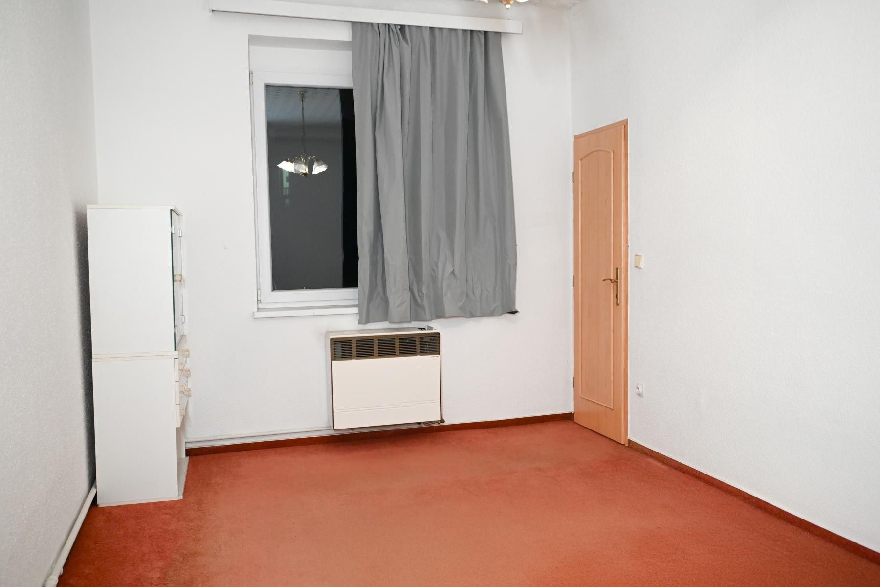 Pronájem byt 2+kk - Družstevní, Praha, 45 m²