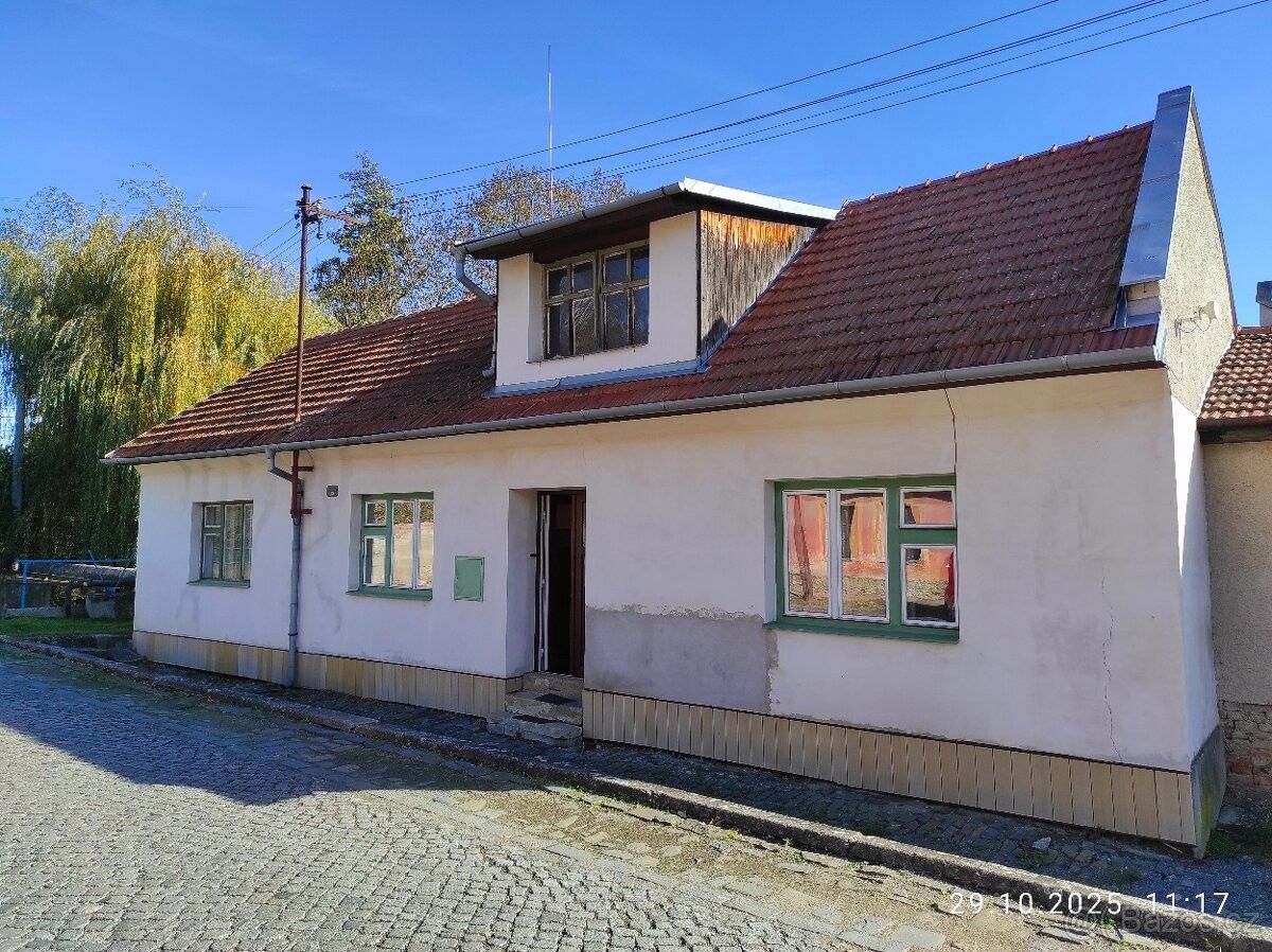 Prodej rodinný dům - Nezamyslice u Prostějova, 798 26