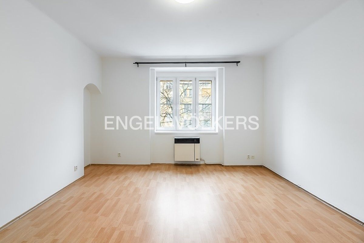 Pronájem byt 1+1 - Pod Terebkou 1164, Praha, 30 m²