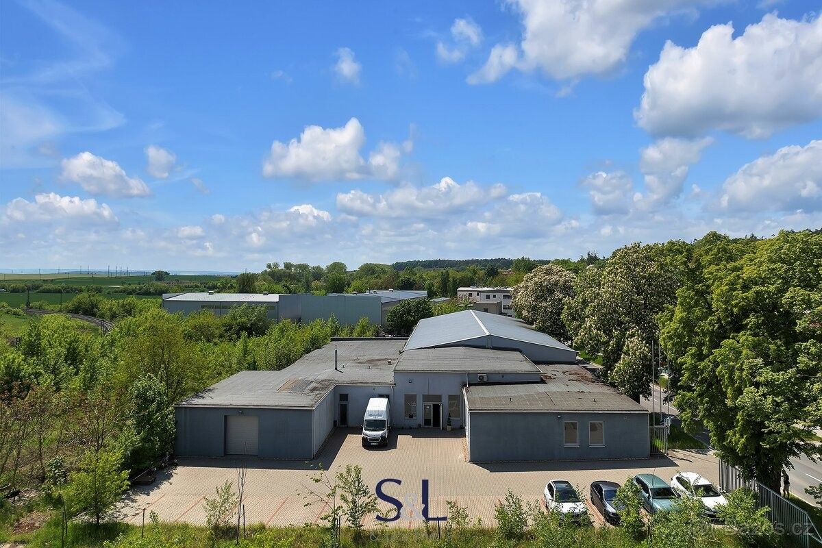 Ostatní, Milovice nad Labem, 289 24, 1 819 m²