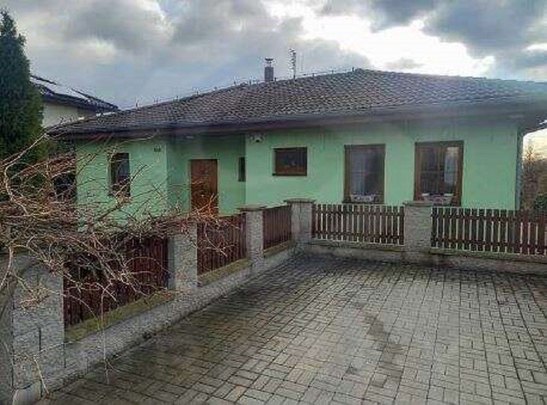 Rodinné domy, Na Výrovce, Krupka, 105 m²