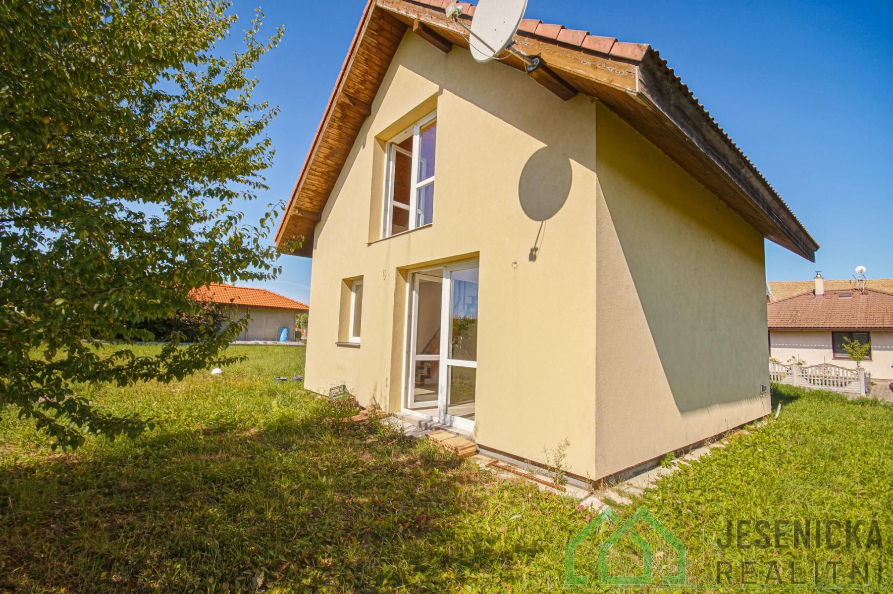 Prodej rodinný dům - Houdkovice, Trnov, 98 m²