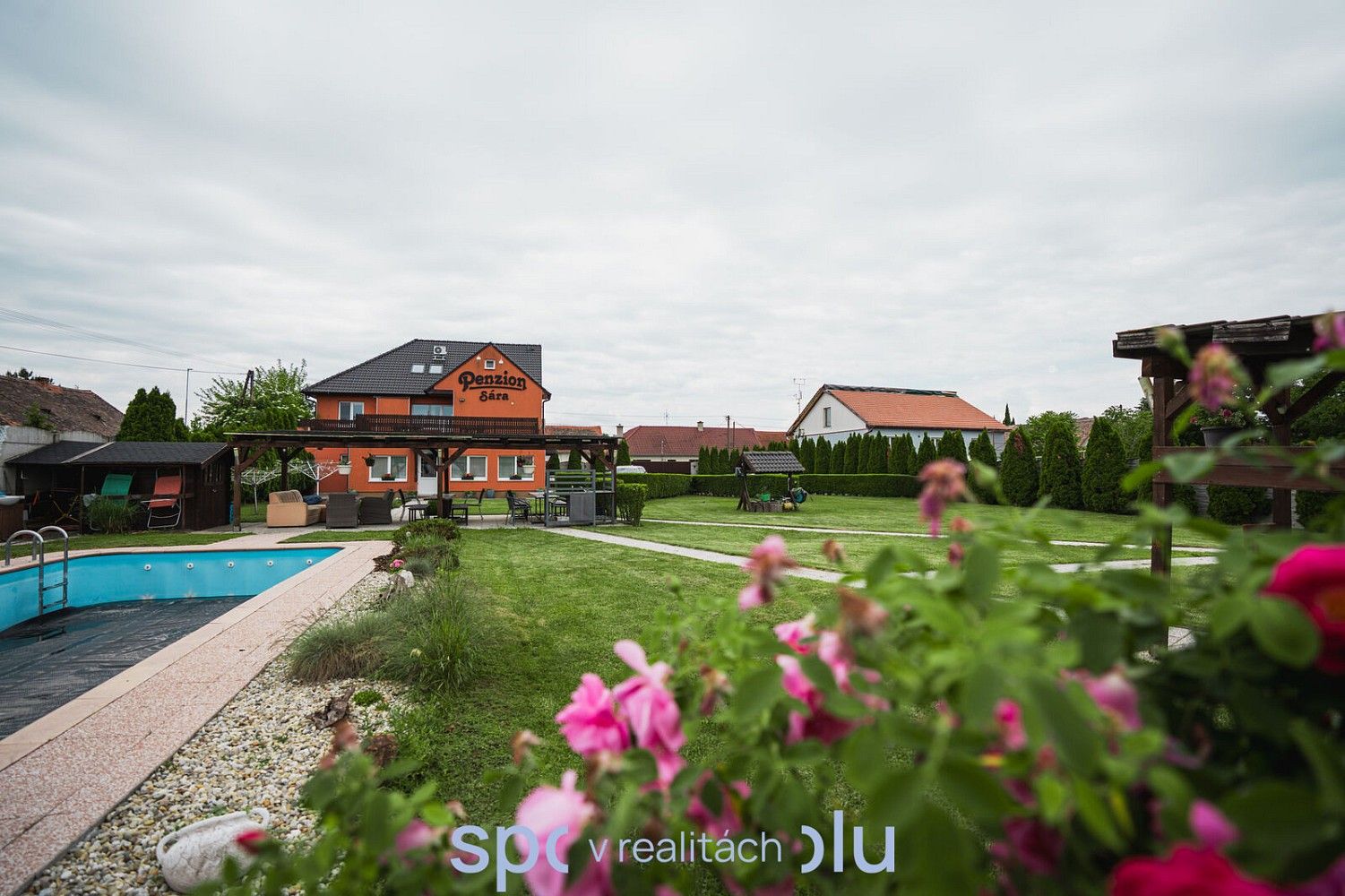 Ubytovací zařízení, Hevlín, okres Znojmo, Jihomoravský kraj, 347 m² - 2