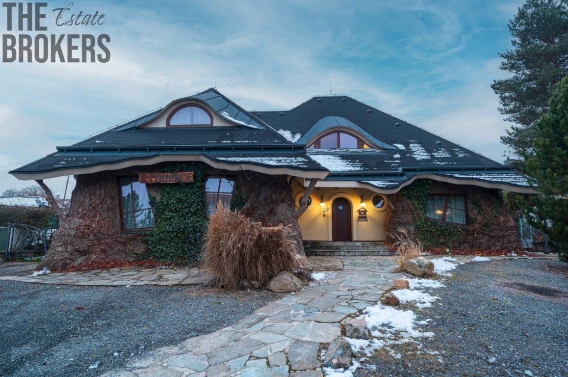 Rodinné domy, V Pohádce, Kunice, 325 m²