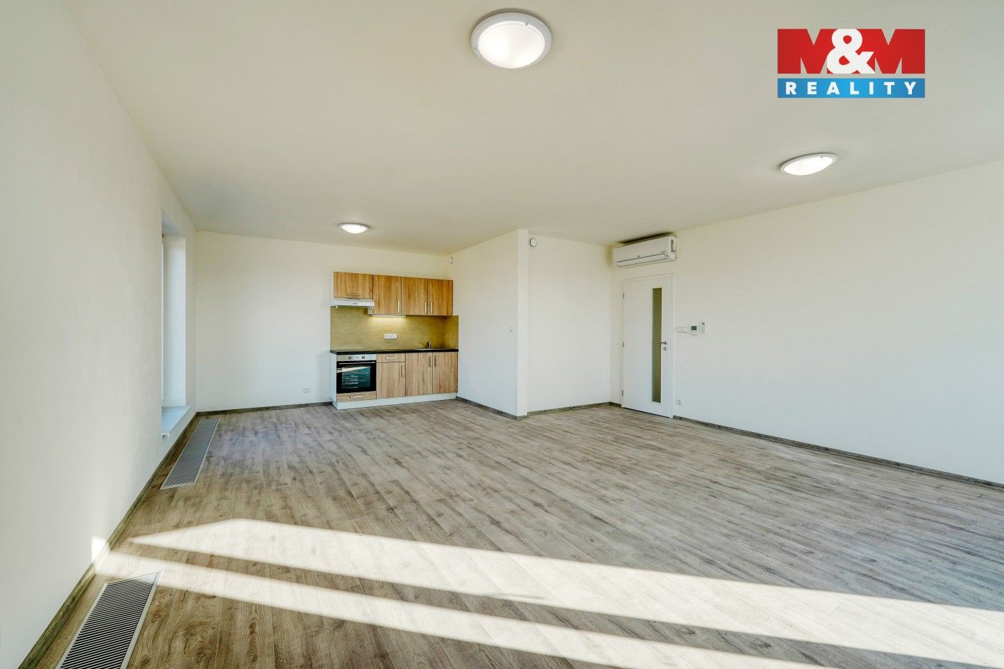 Pronájem byt 3+kk - Železniční, Plzeň, 96 m²