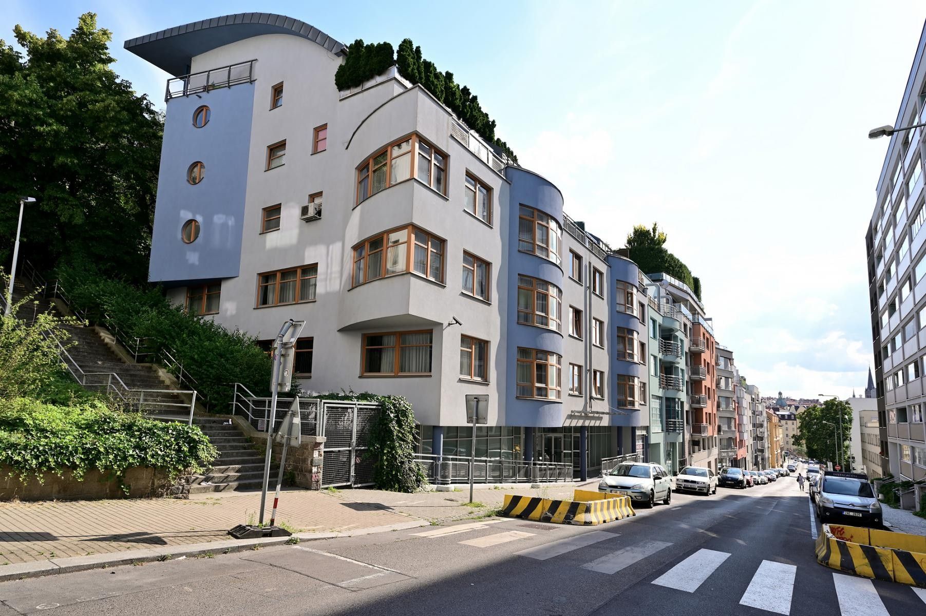 Ostatní, Jeseniova, Praha, 14 m² - 1