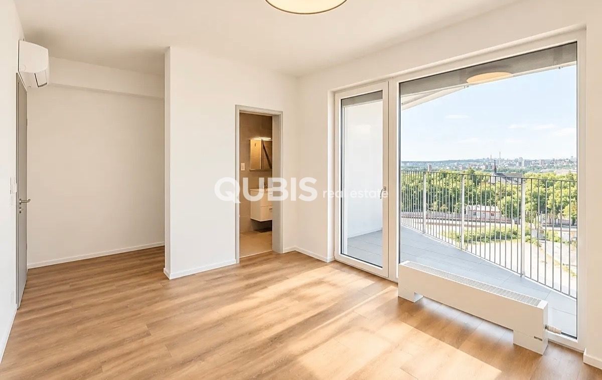 Byt 4+kk · 158 m² · Praha 3 - 4