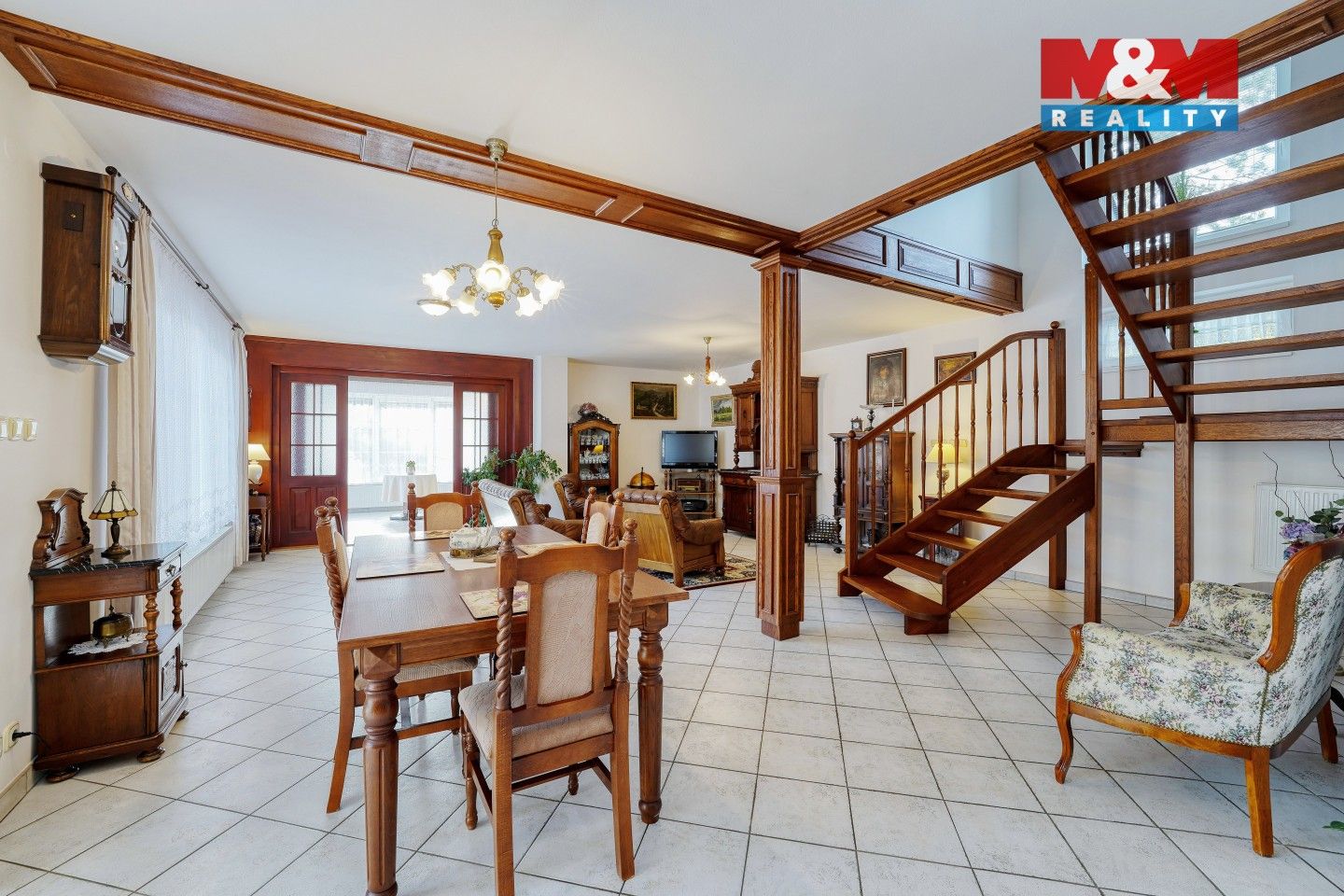 Rodinné domy, Na návsi, Veleň, 478 m²