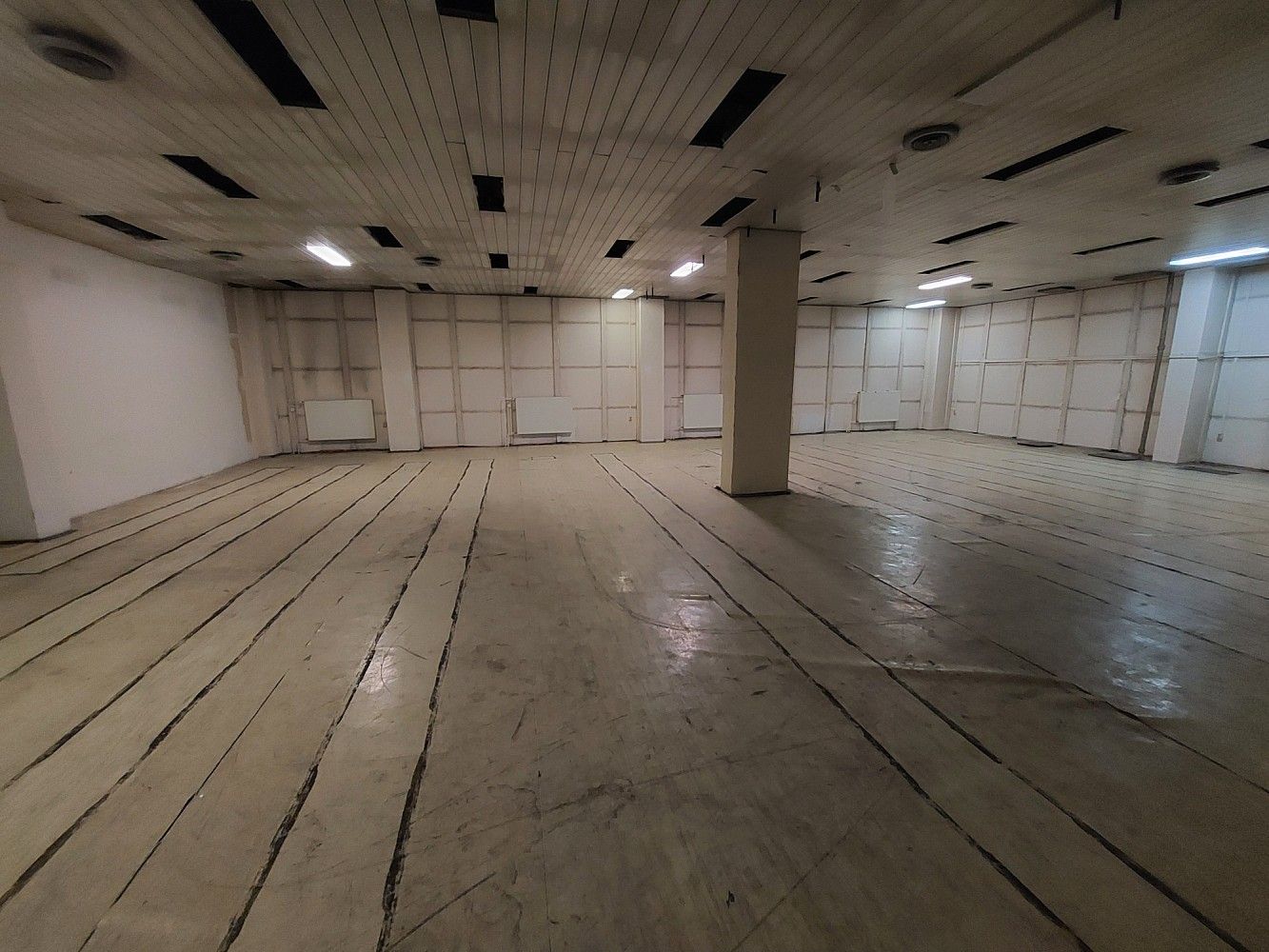 Sklady, Náchod, 100 m² - 1
