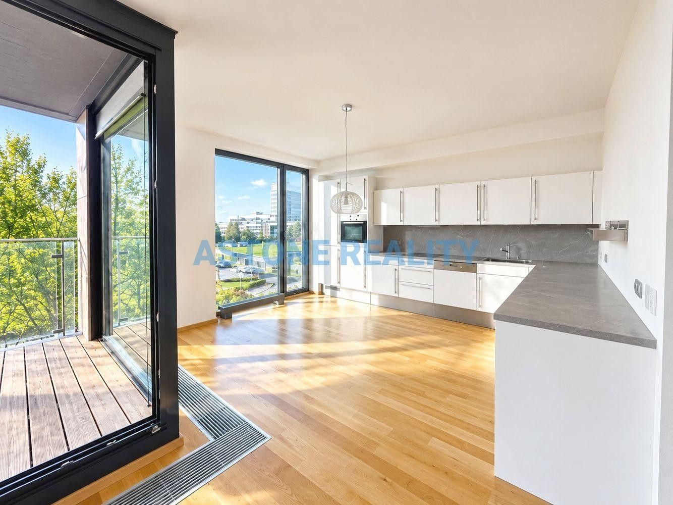 2+kk, K sídlišti  , Praha, 81 m² - 2