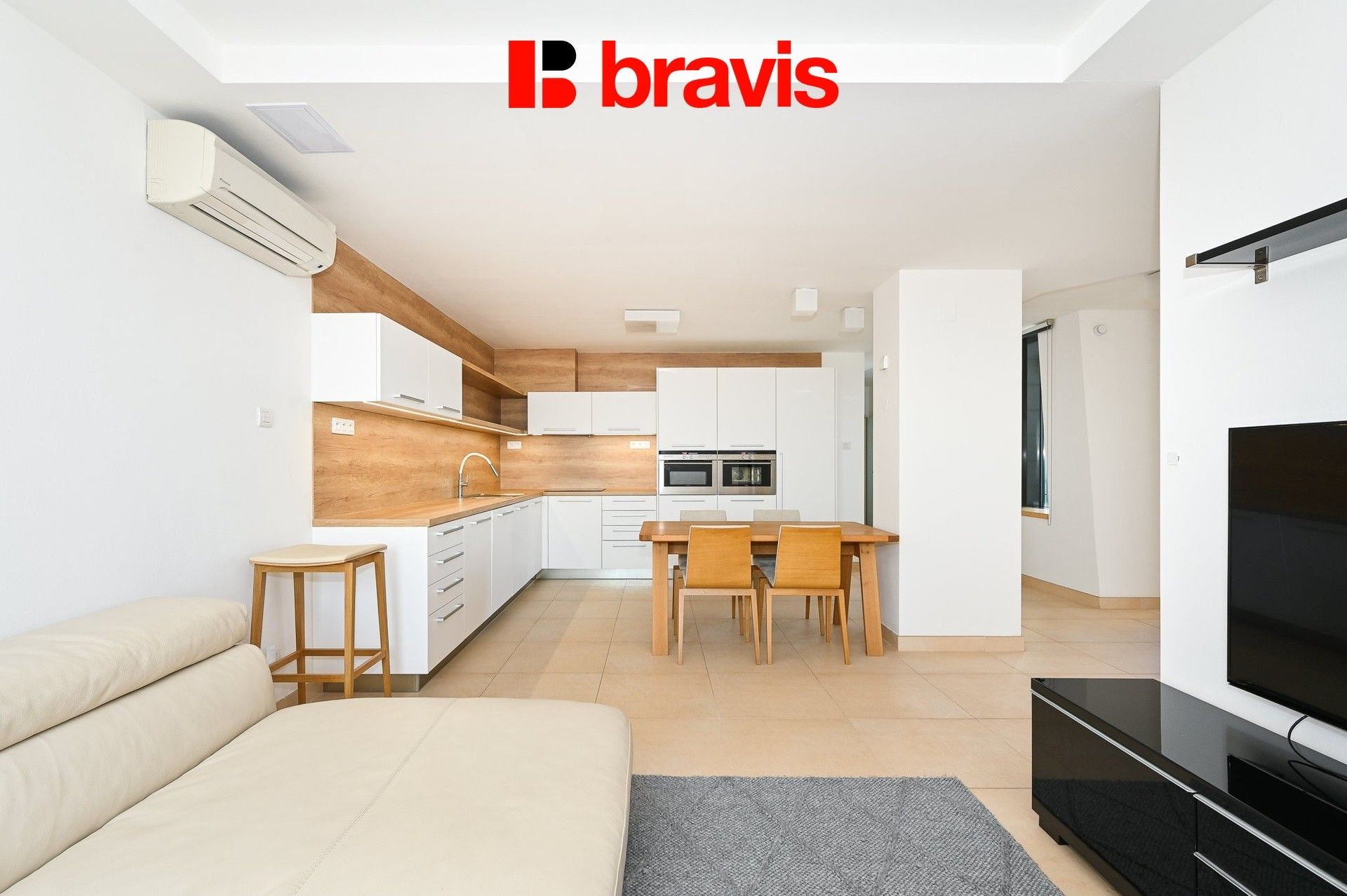 Ubytovací zařízení, Pražákova, Brno, 96 m²