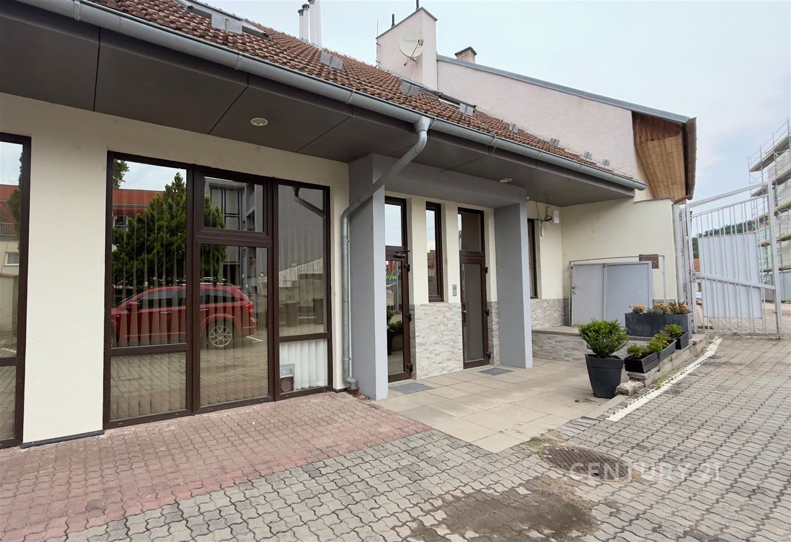 Prodej komerční - Hlavní, Brno, 758 m²