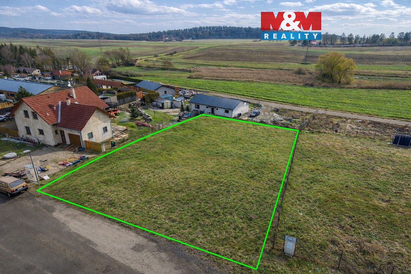Pozemek pro bydlení, 1 233 m²