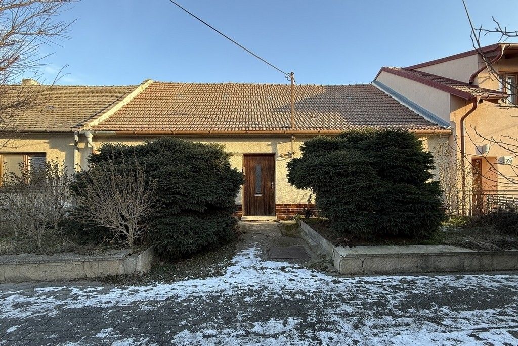 Rodinné domy, Hrušovany u Brna, 664 62