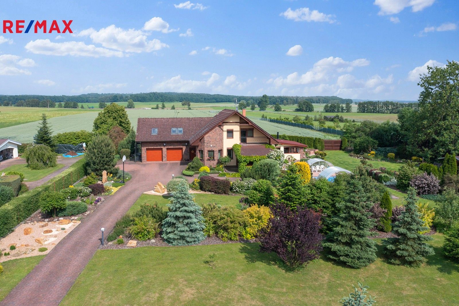 Prodej rodinný dům - Býšť, 283 m²