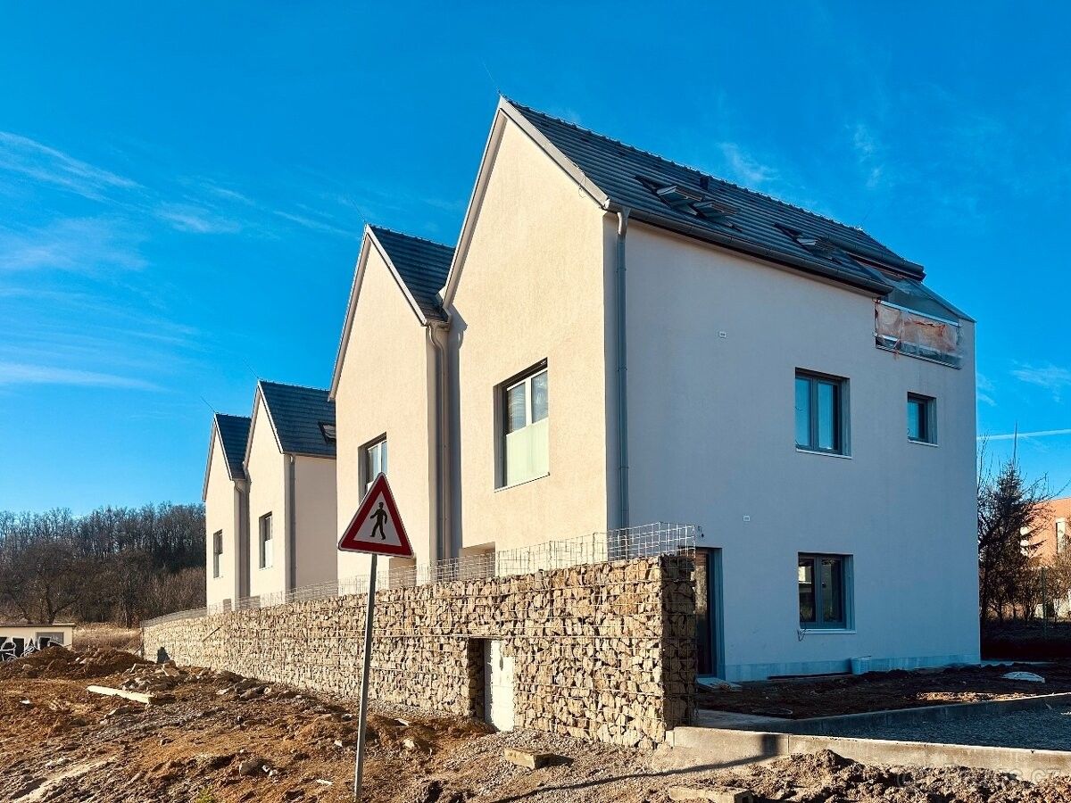 Prodej rodinný dům - Brno, 644 00