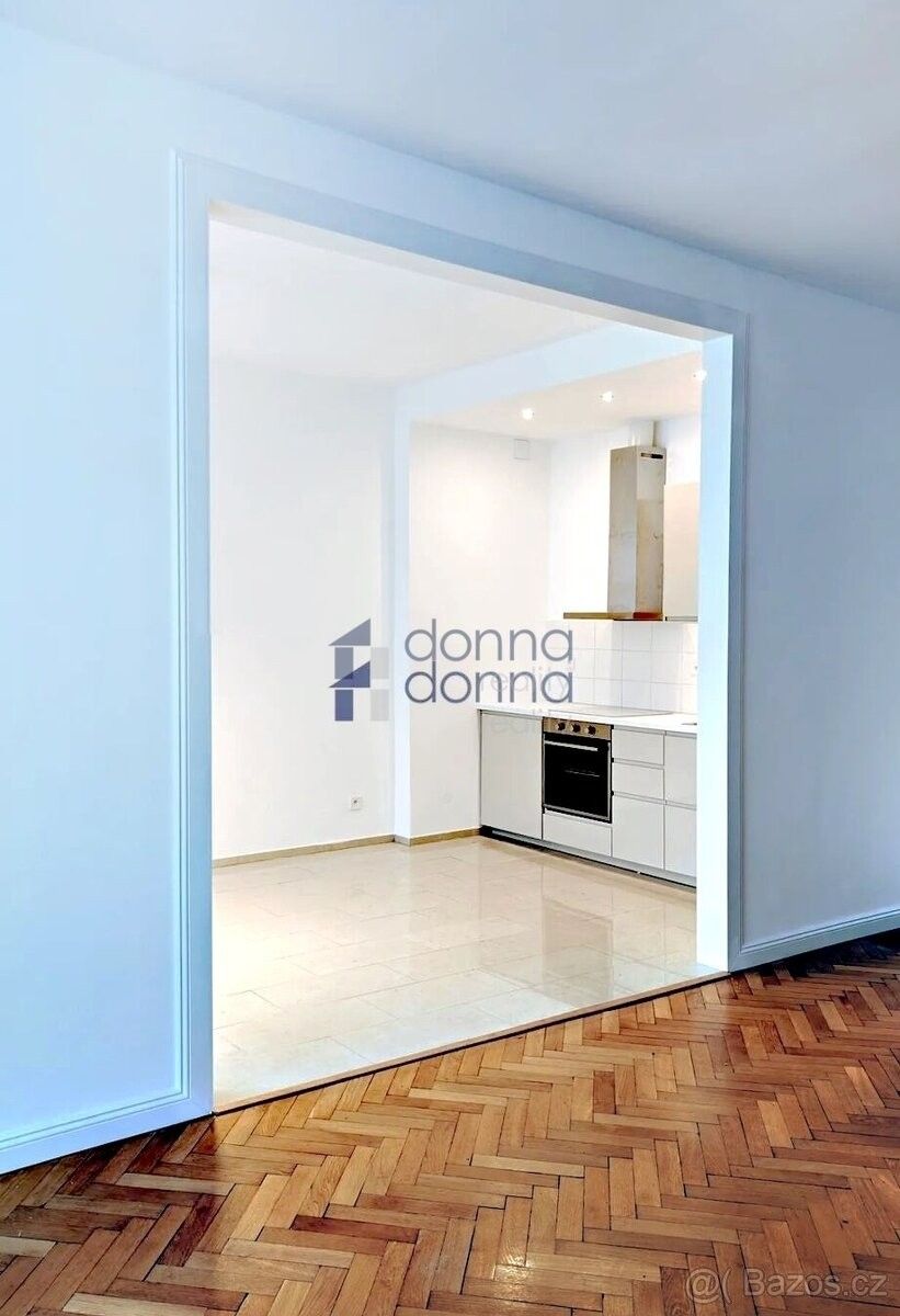 Pronájem byt - Praha, 180 00