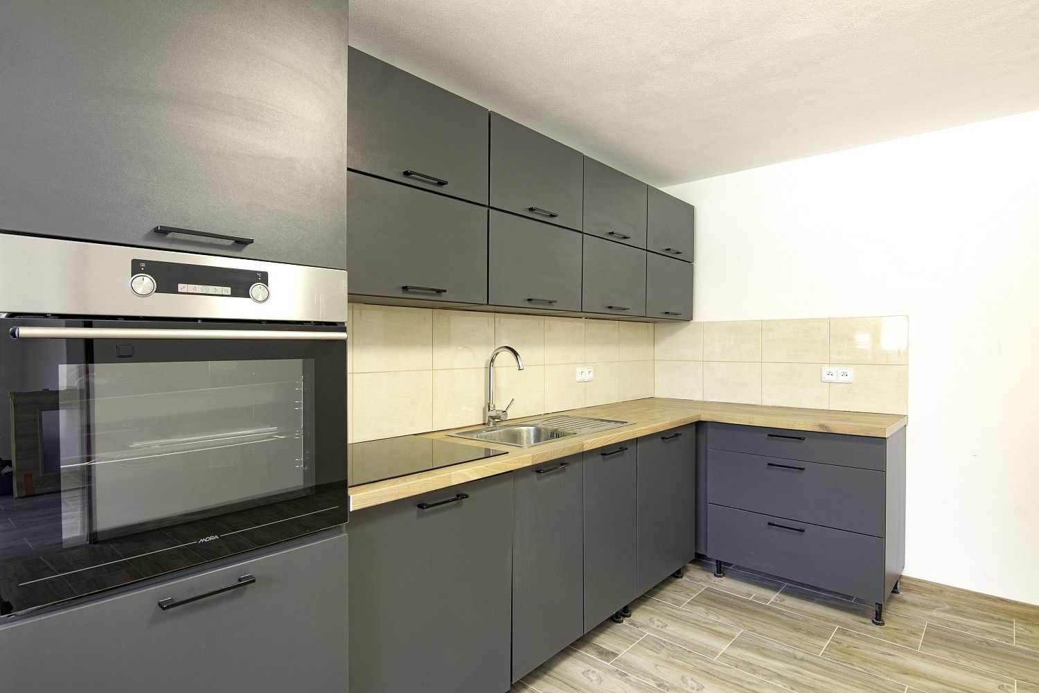 3+1, Vratěnín, okres Znojmo, 87 m² - 1