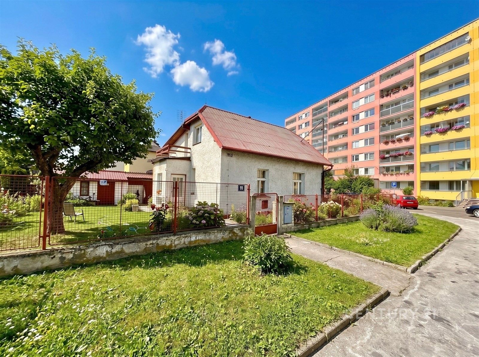 Rodinné domy, Galvaniho 118, Praha Petrovice, 96 m² - 2