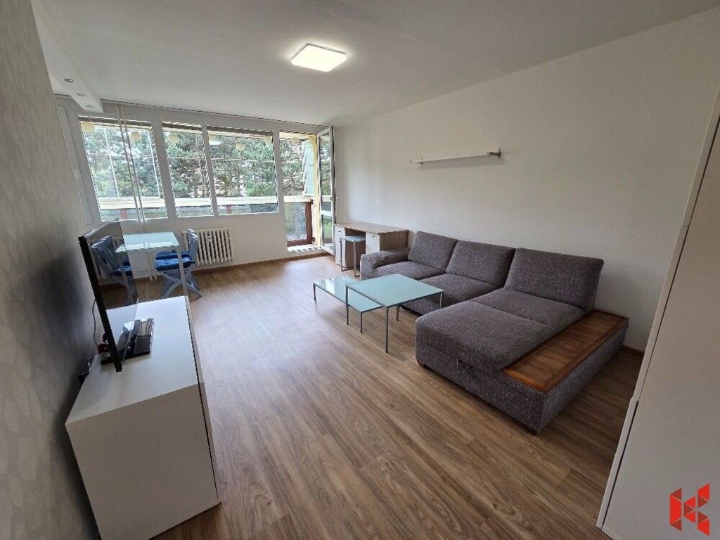 Pronájem byt 3+kk - Mezilesí 2078, Praha Horní Počernice, 72 m² - 5