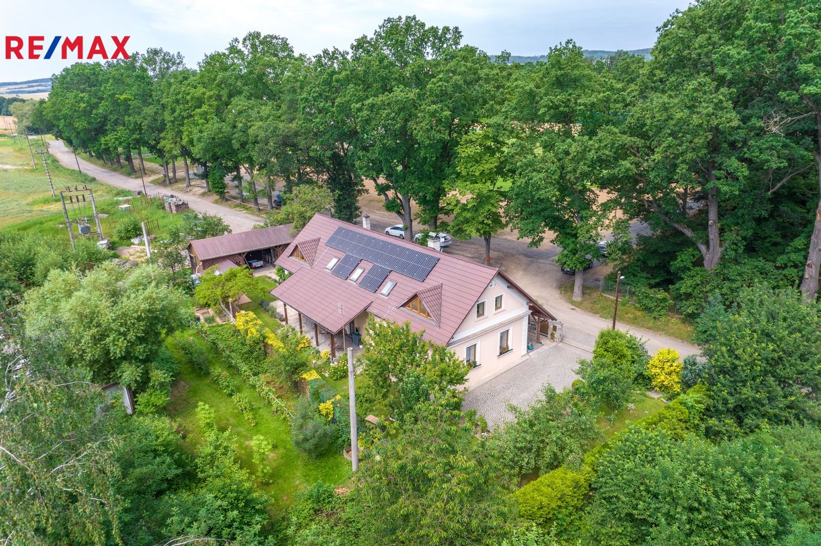 Prodej rodinný dům - Bezděkov, 200 m²