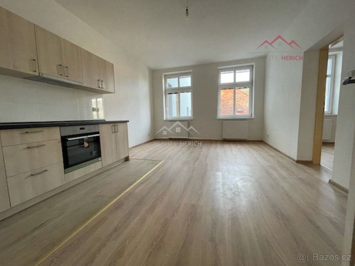 Byty, Chomutov, 430 01 - 1