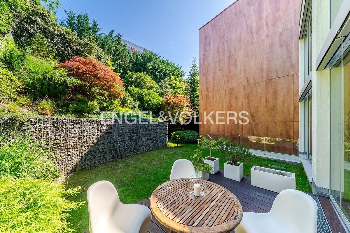 Prodej rodinný dům - Pod Císařkou 3262, Praha Smíchov, 300 m² - 5