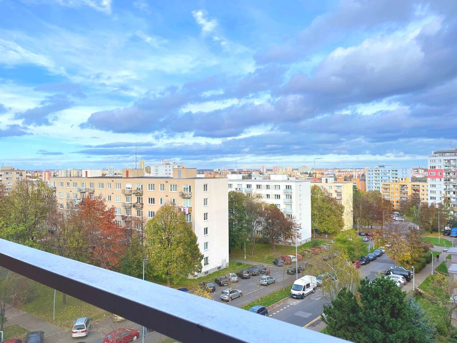Pronájem byt 1+kk - Choceradská, Praha, 39 m²