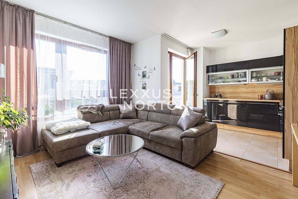 Byt 2+kk · 43 m² · Lipovská, Praha 5 - Zličín - 3