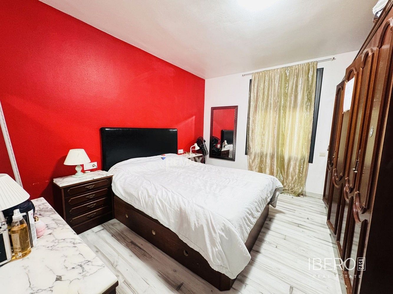 4+kk, Girona, Španělsko, 69 m² - 1