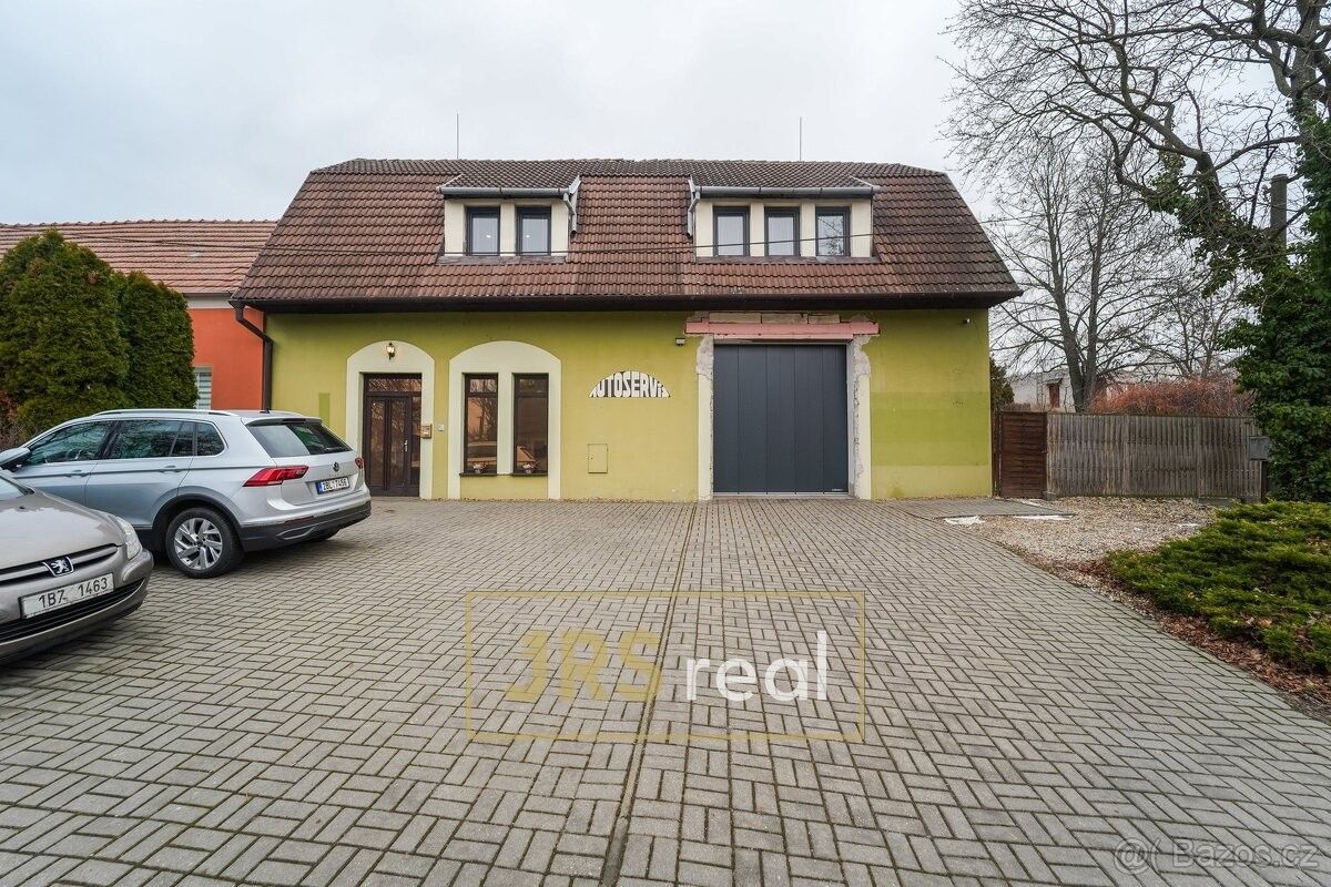 Ostatní, Hovorany, 696 12