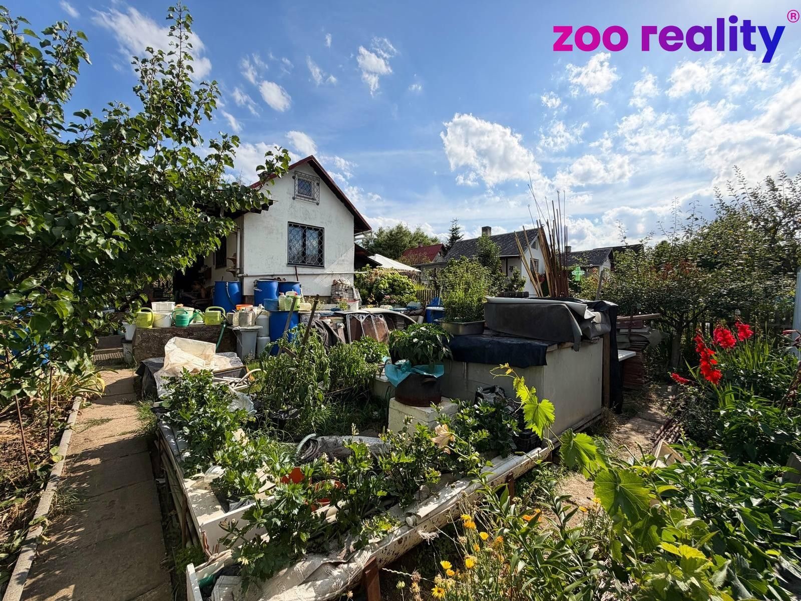 Zahrada, 400 m²