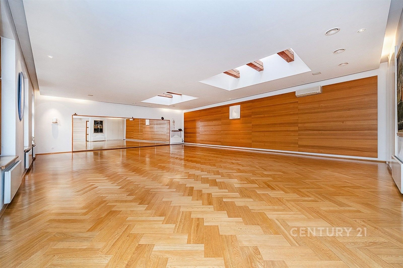 Komerční nemovitost · 200 m² · Soukenická 2082, Praha Nové Město - 3