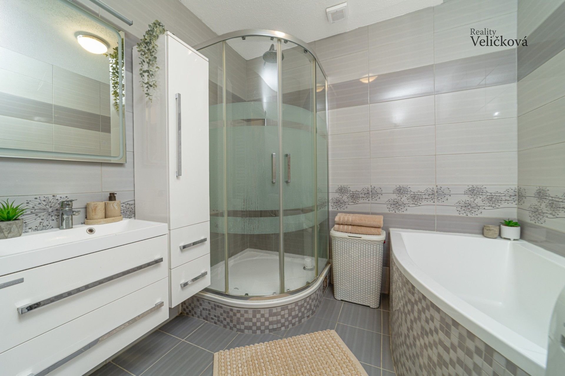 Byt 3+kk · 74 m² · Durychova, Hradec Králové - 3