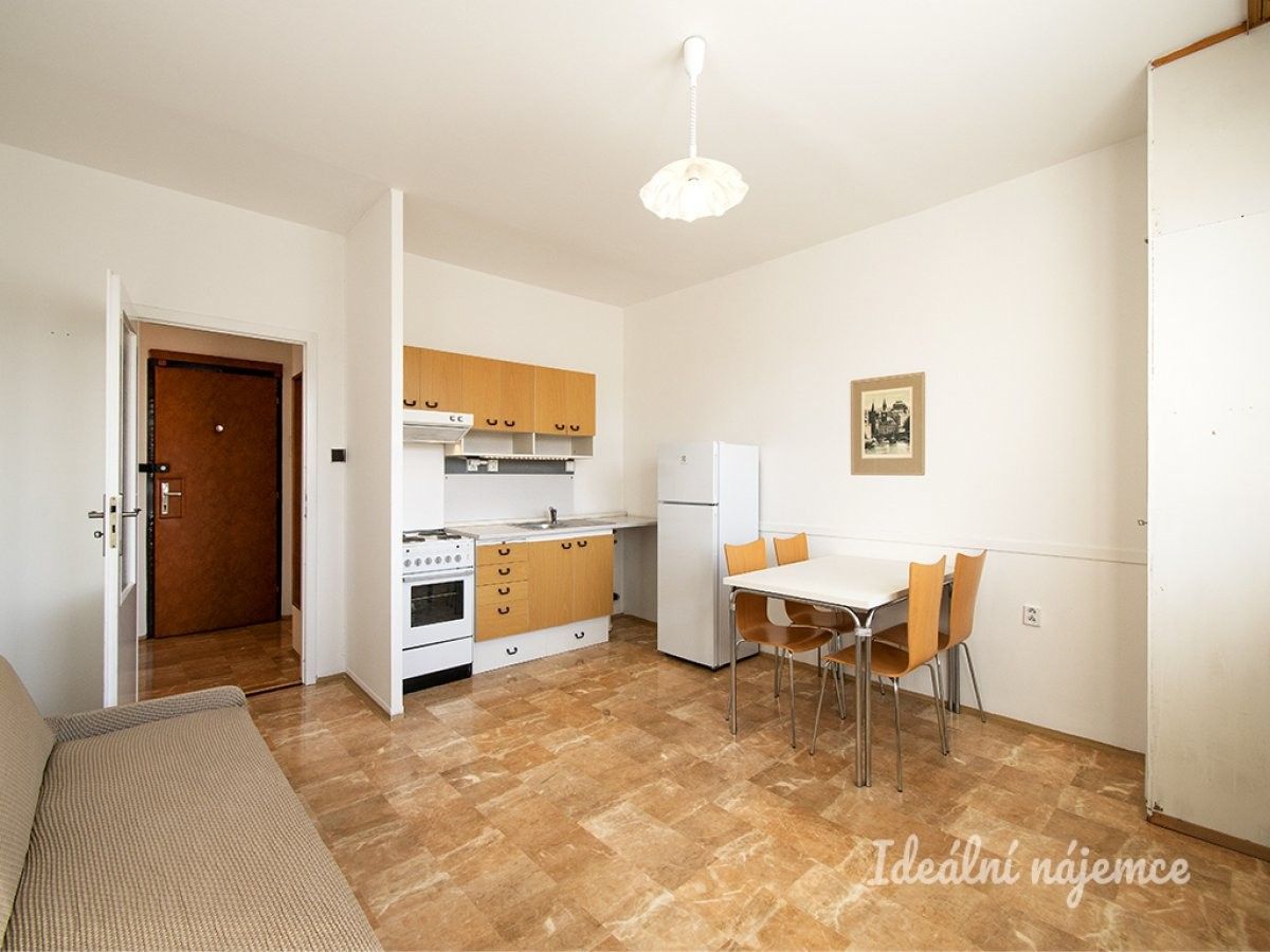 2+kk, U Botiče, Praha, 42 m² - 1