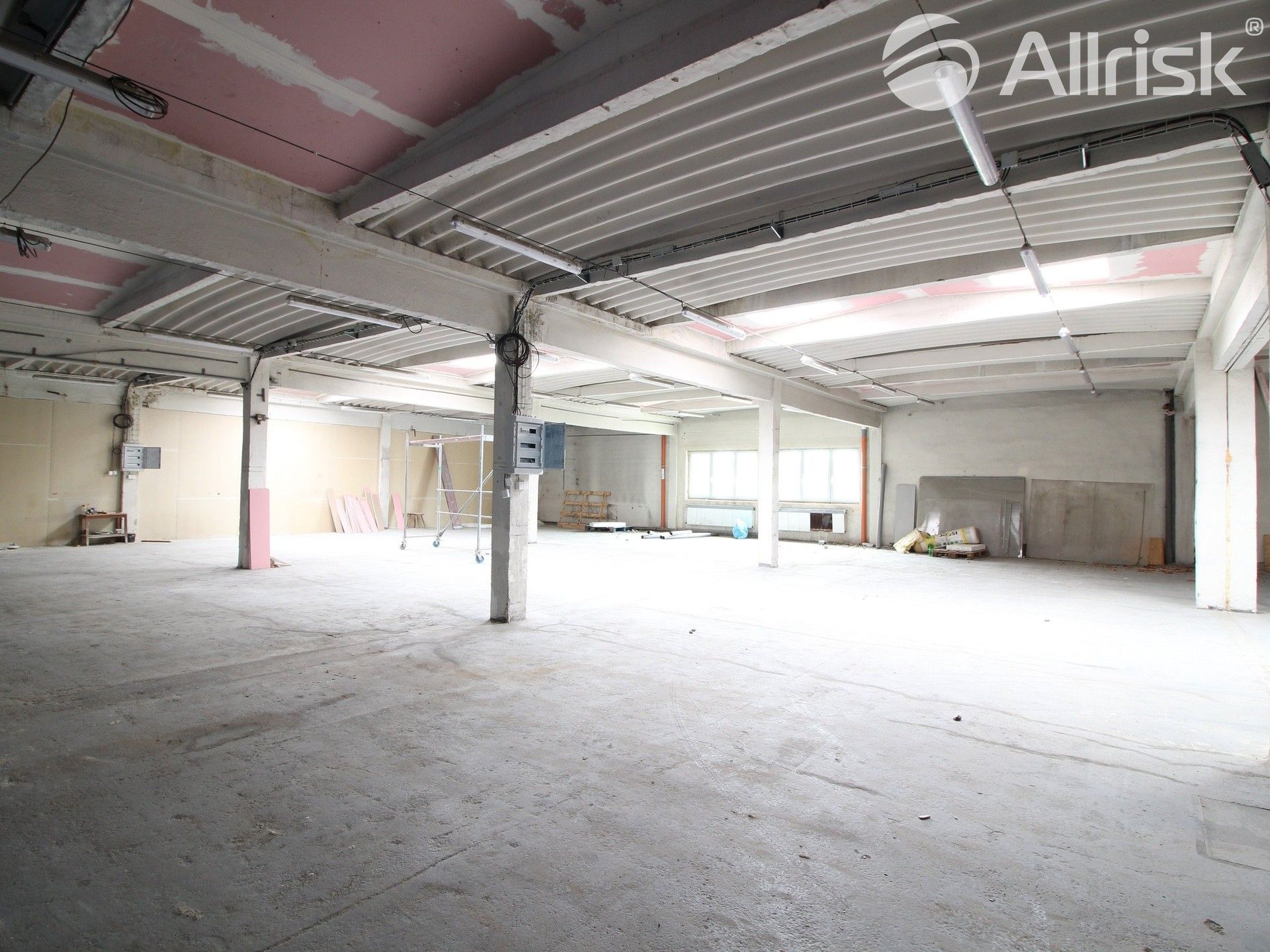 Pronájem sklad - Brno, 170 m²