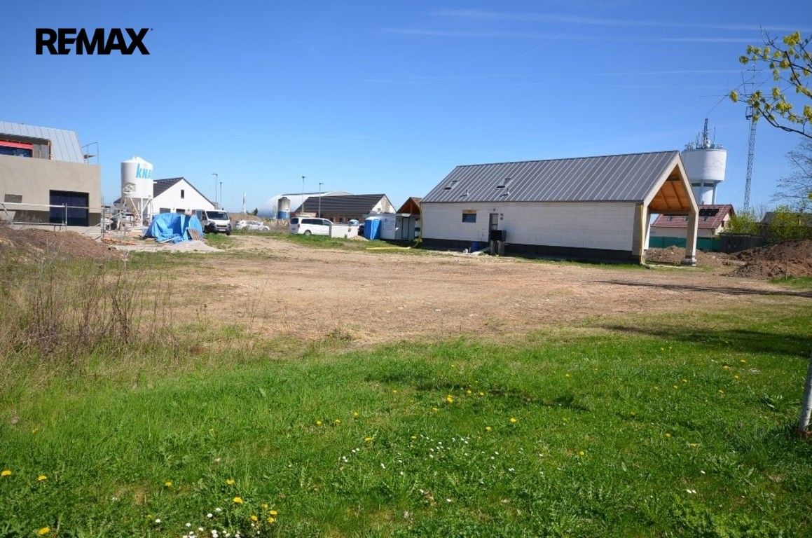 Zahrady, Slaný, 800 m² - 1