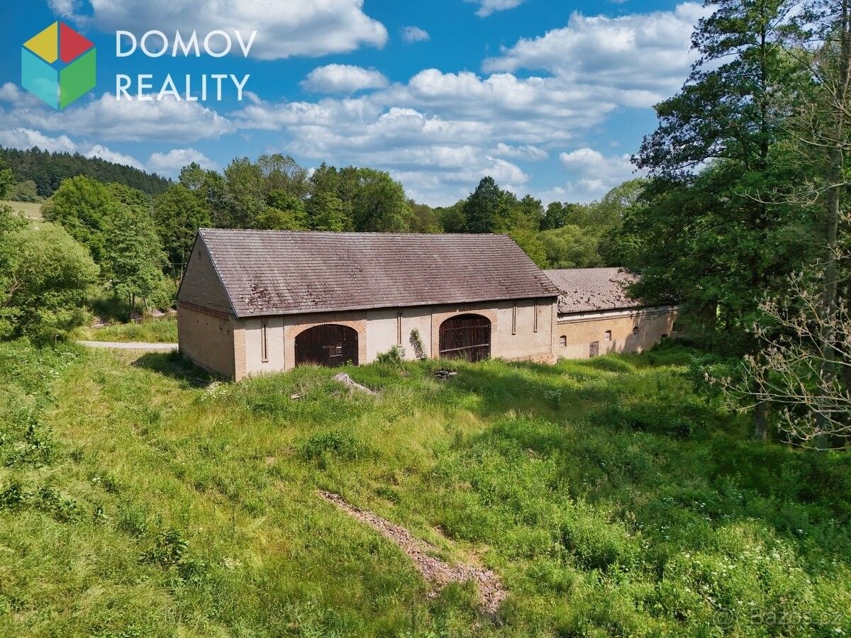 Pozemky pro bydlení, Komárov u Hořovic, 267 62