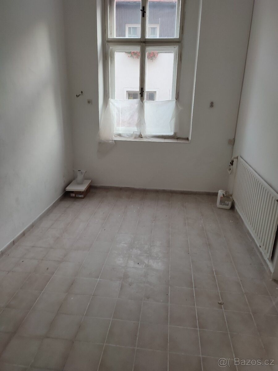 Sklady, Karlovy Vary, 360 01 - 1