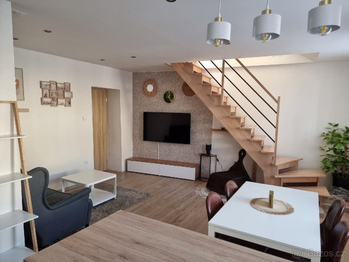 Rodinné domy, Vyškov, 682 01