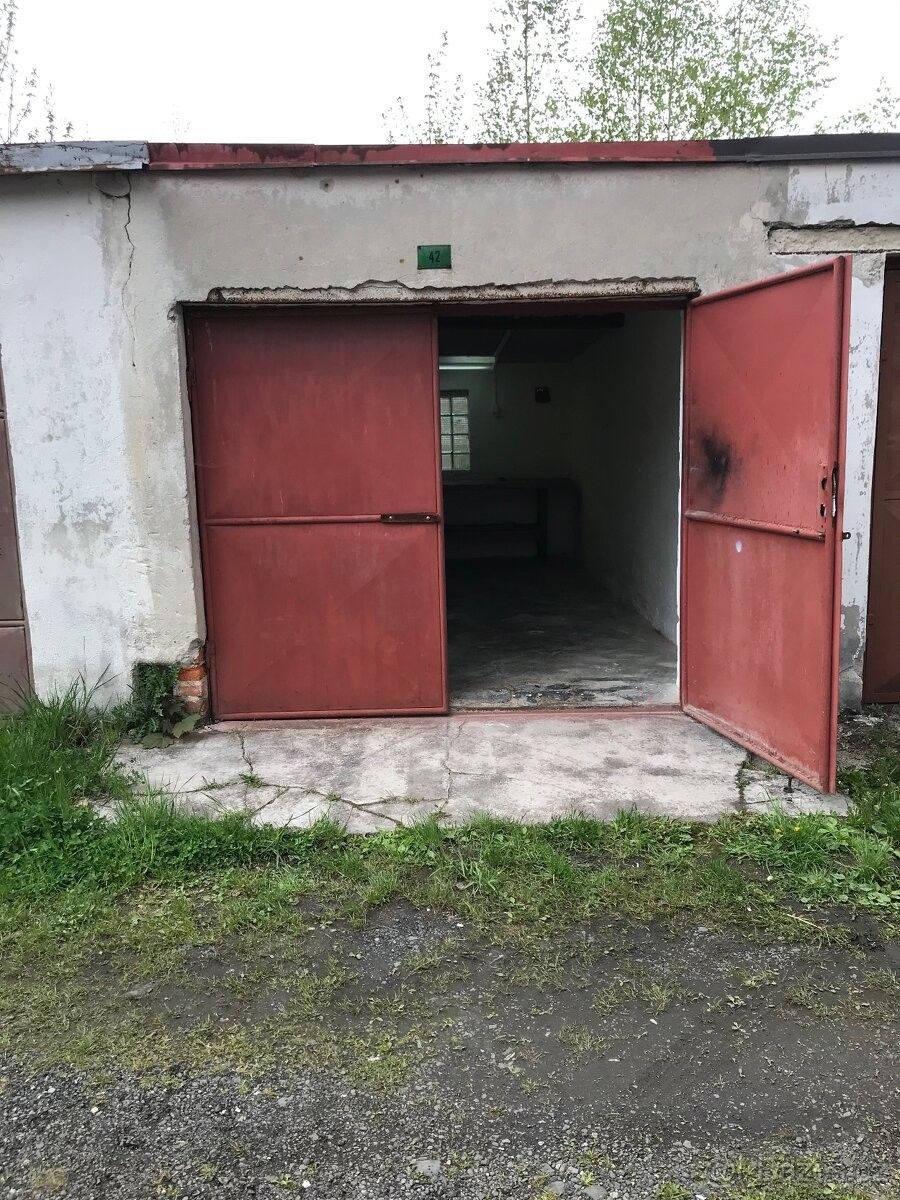 Pronájem garáž - Kraslice, 358 01