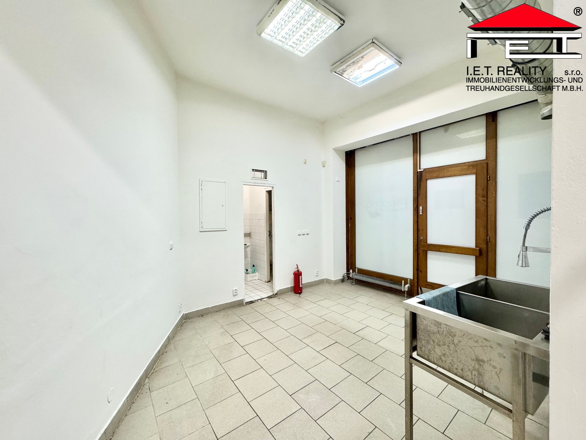 Obchodní prostory · 127 m² · Josefská, Brno - 3