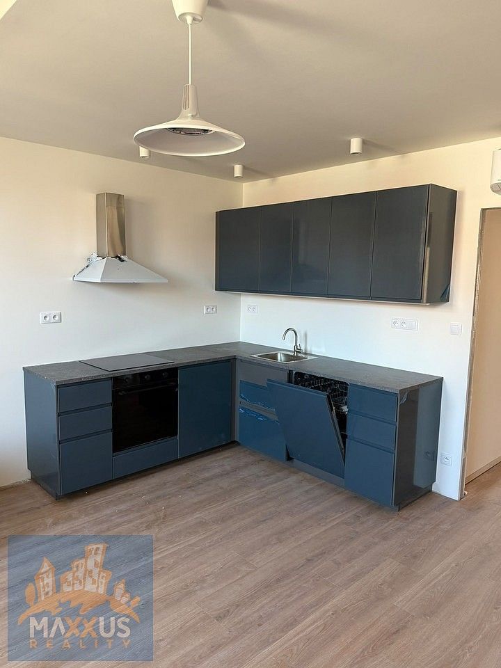 Byt 6+kk a více · 142 m² · Praha - Vinohrady, okres Praha 2, Hlavní město Praha - 3