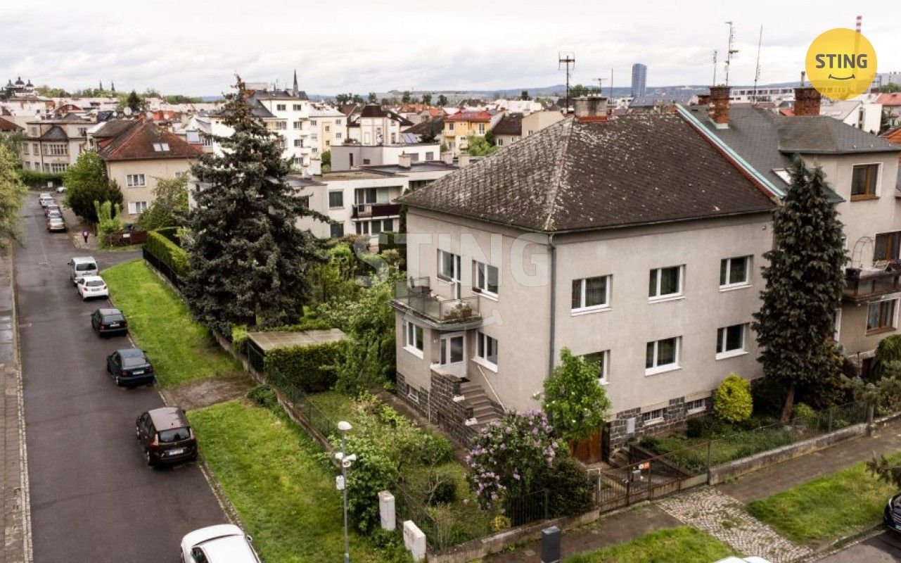 Prodej vila - Húskova, Olomouc, 425 m²